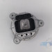 Опора двигателя левая 22117935147 BMW