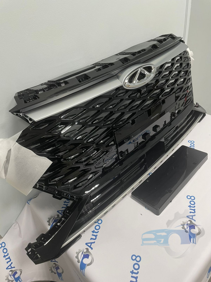Решетка радиатора Chery Arrizo 8 602002705AA