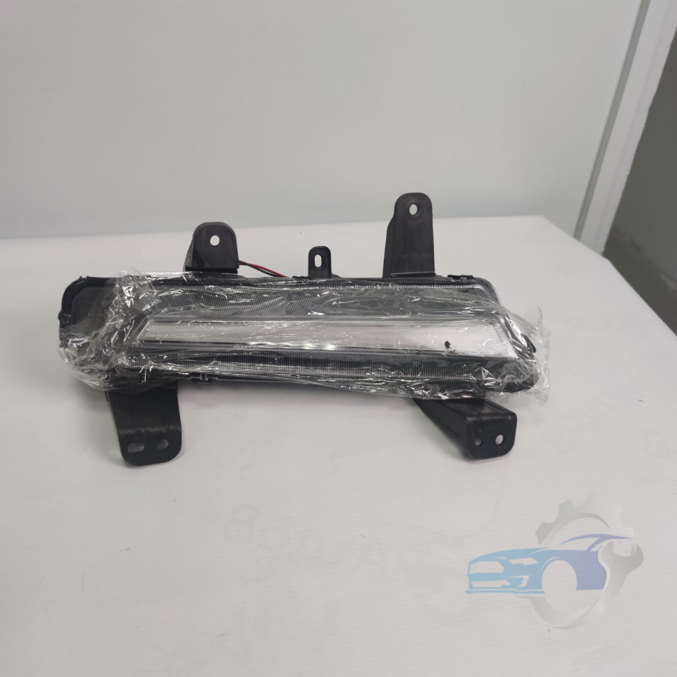 Дневной ходовой огонь правый 7054024800 Geely Coolray New