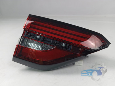 Фонарь задний левый внутренний 6600003299 (7057016000) Geely Coolray