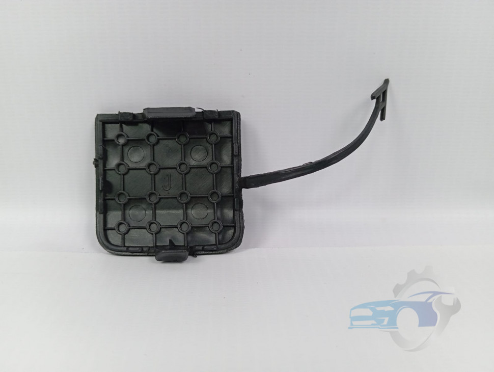 Заглушка буксировочного крюка заднего бампера 6044058200 Geely Coolray