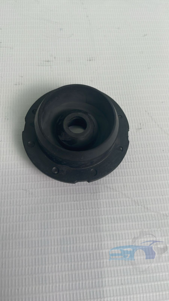 Опора радиатора нижняя 1064000061 Geely Coolray SX11/NEW/Emgrand/NEW