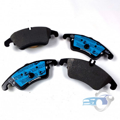 Колодки передние тормозные A0074207520 Mercedes-Benz