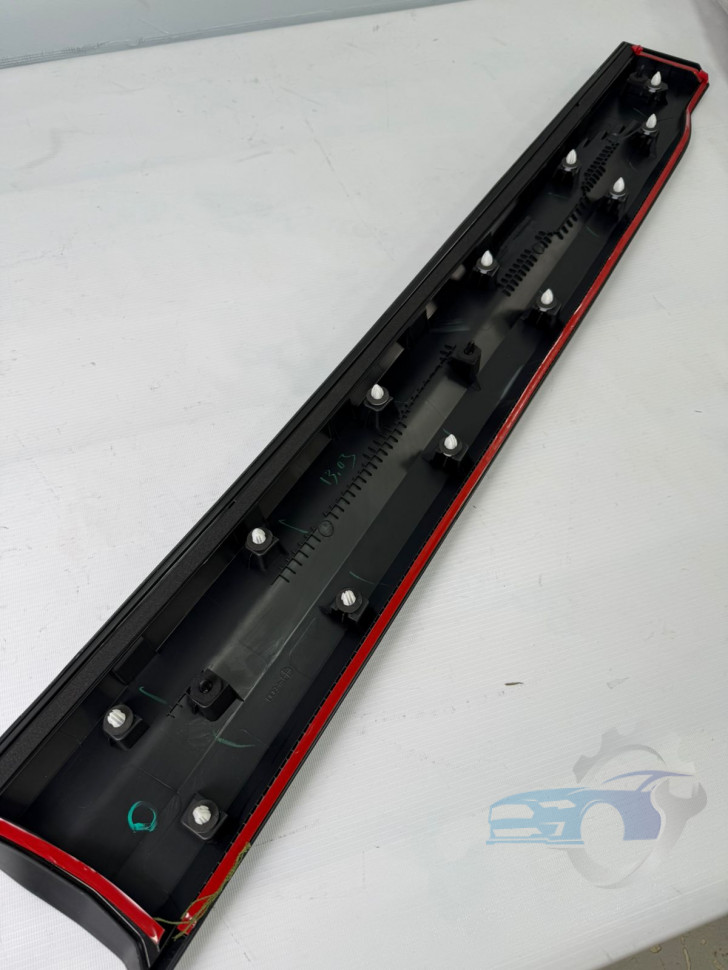 Накладка передней левой двери Geely Coolray New 5075078600